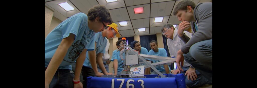 MRIGlobal Volunteers with FIRST Robotics Team from Paseo High School