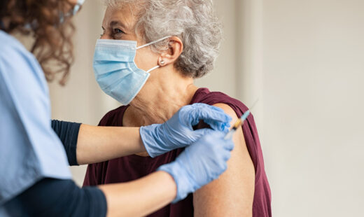 Pfizer-BioNTech Advisory for EUA COVID-19 Vaccine: What People With Allergies Should Know